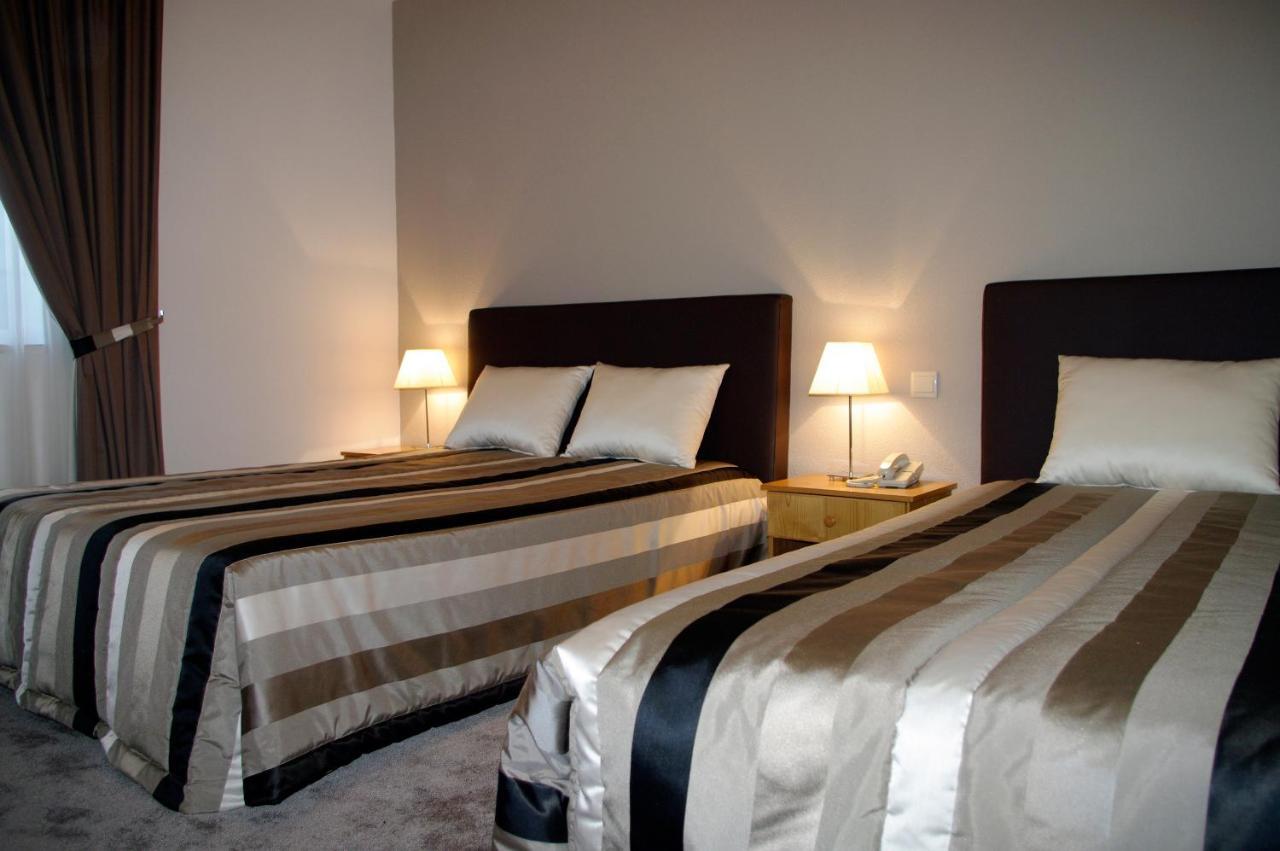 Hotel O Encontro Sendim  Chambre photo