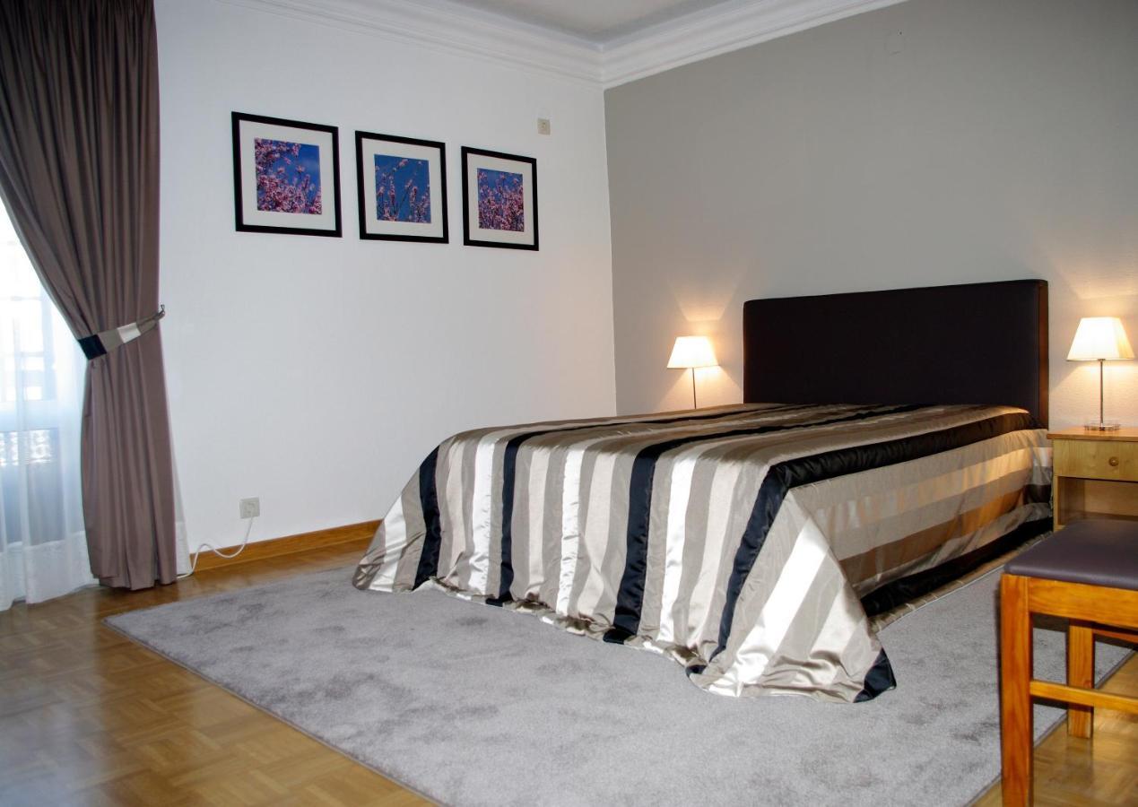Hotel O Encontro Sendim  Chambre photo