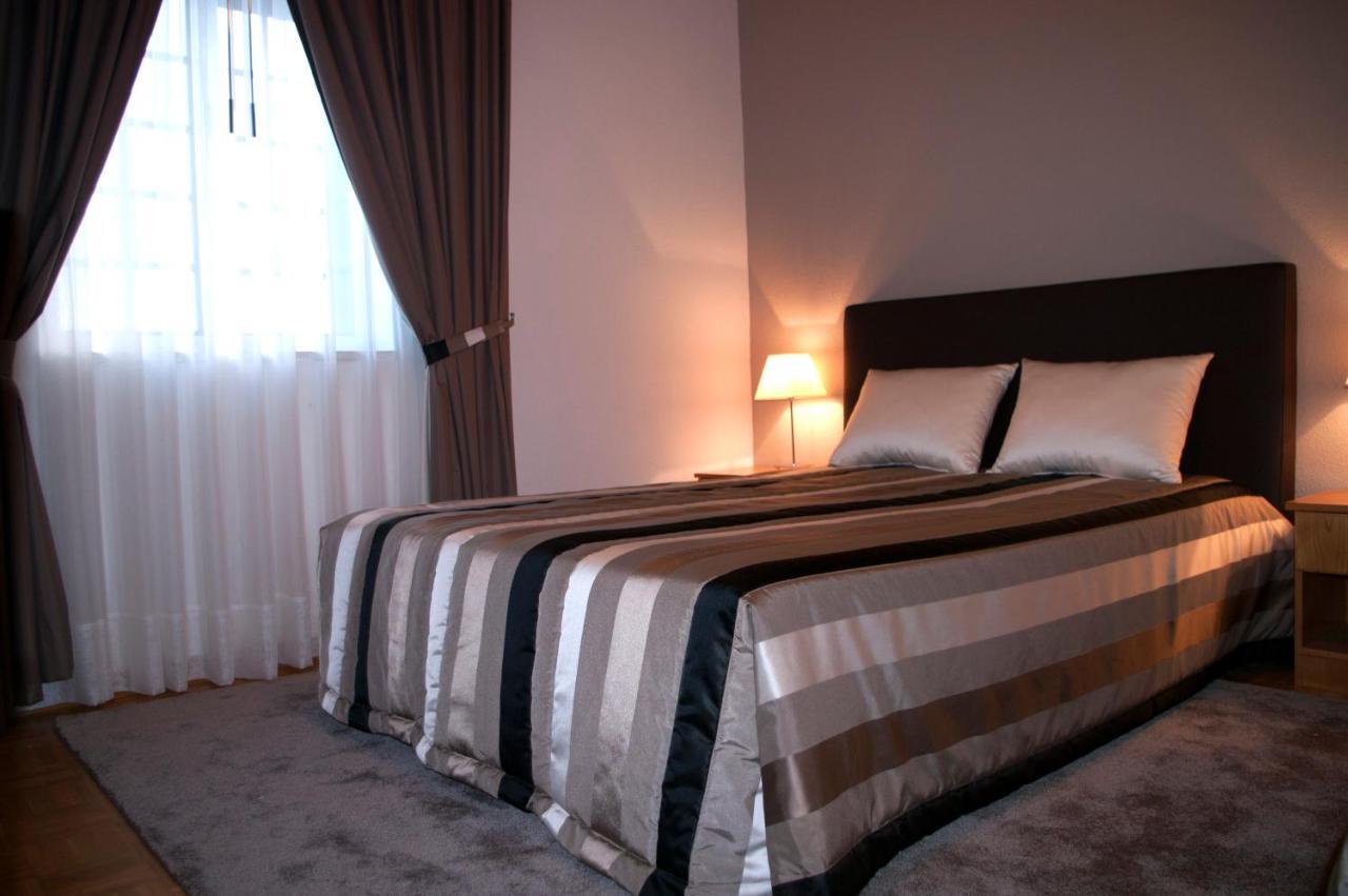 Hotel O Encontro Sendim  Chambre photo